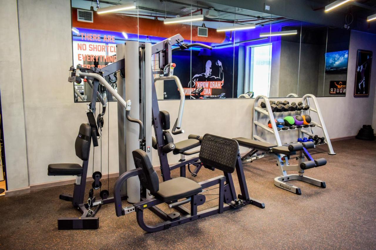 Saraya Corniche Hotel Doha Exterior foto The gym at the hotel